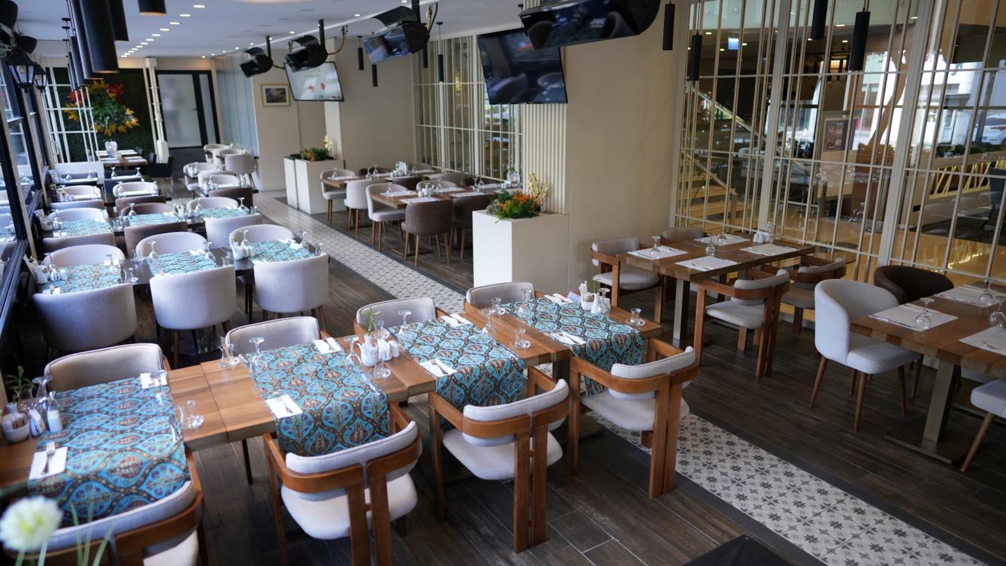 Dedeman Hotel